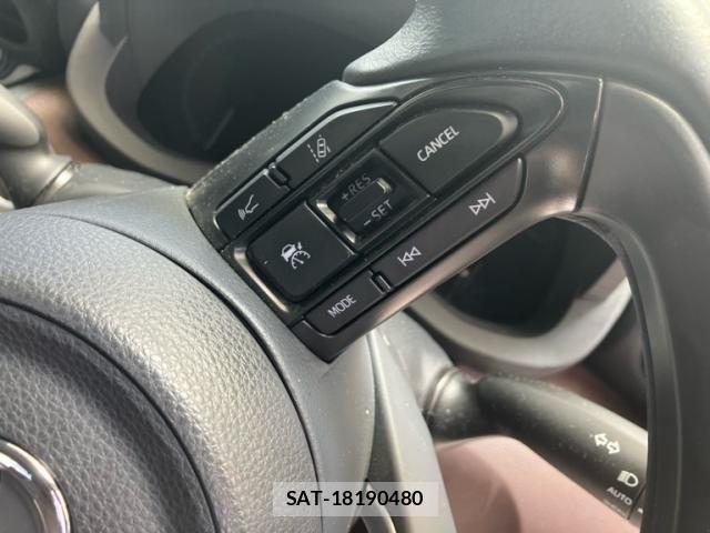 Toyota YARIS CROSS 2021-02 7621611-16