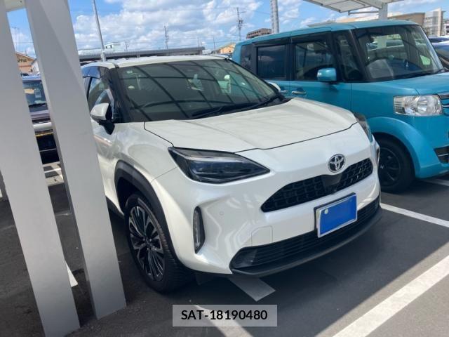 Toyota YARIS CROSS 2021-02 7621611-1