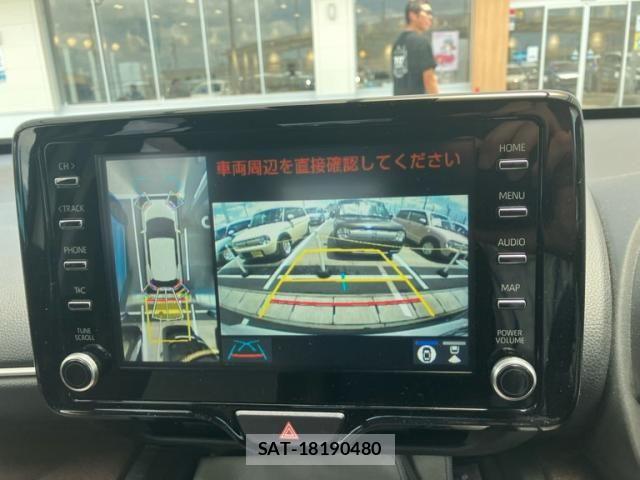 Toyota YARIS CROSS 2021-02 7621611-23