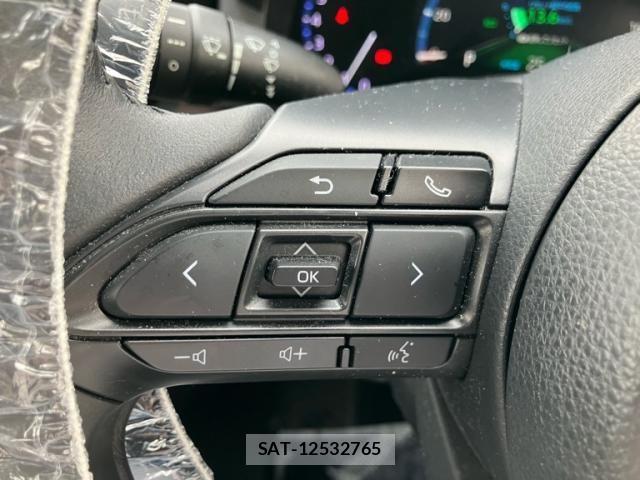 Toyota YARIS CROSS 2020-10 7621608-22