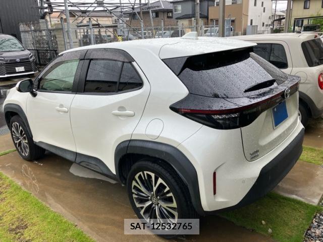 Toyota YARIS CROSS 2020-10 7621608-3
