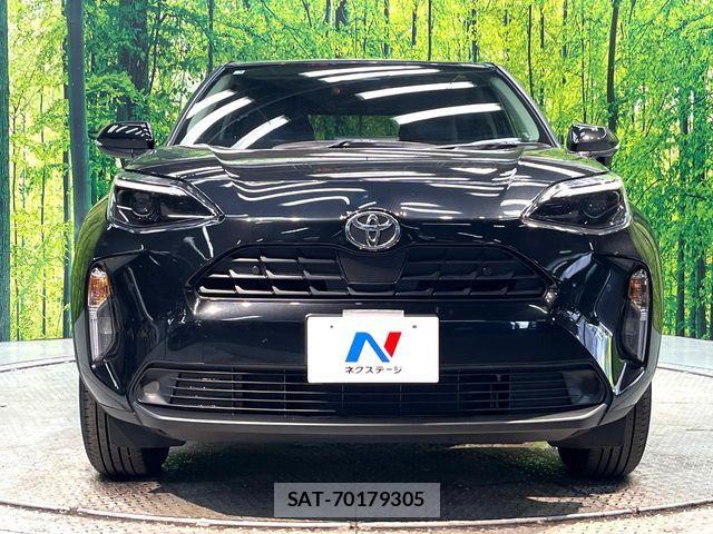 Toyota YARIS CROSS 2025-03 7621610-13