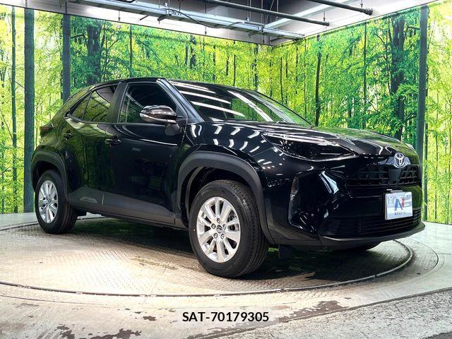 Toyota YARIS CROSS 2025-03 7621610-15