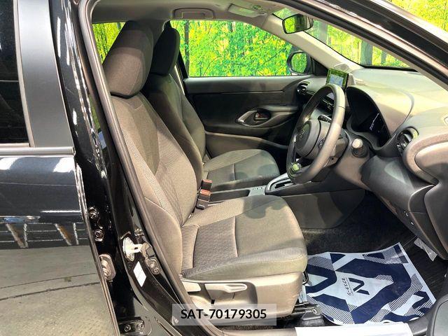 Toyota YARIS CROSS 2025-03 7621610-7