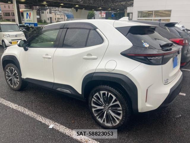 Toyota YARIS CROSS 2022-03 7621605-5