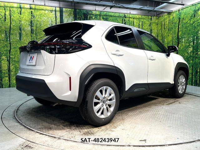 Toyota YARIS CROSS 2025-03 7621609-16