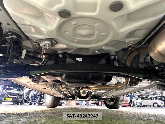 Toyota YARIS CROSS 2025-03 7621609-18
