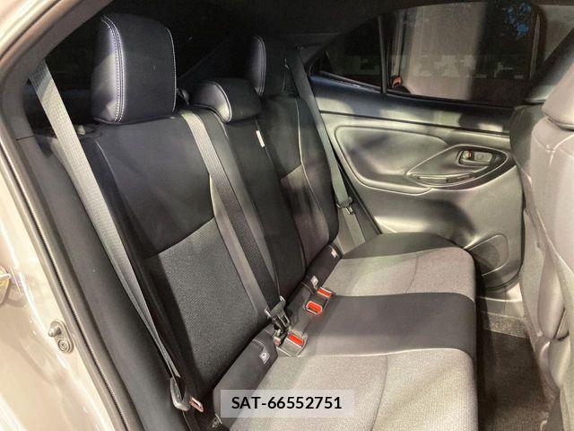 Toyota YARIS CROSS 2026-04 7731153-9