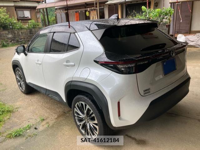 Toyota YARIS CROSS 2023-10 7731155-3