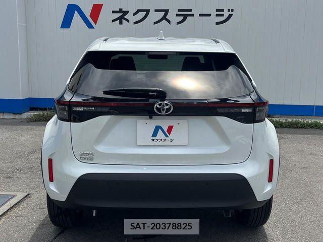 Toyota YARIS CROSS 2025-06 7731160-15