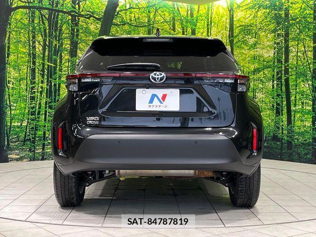 Toyota YARIS CROSS 2025-04 7731158-13
