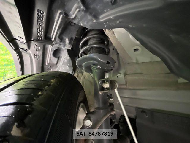 Toyota YARIS CROSS 2025-04 7731158-17