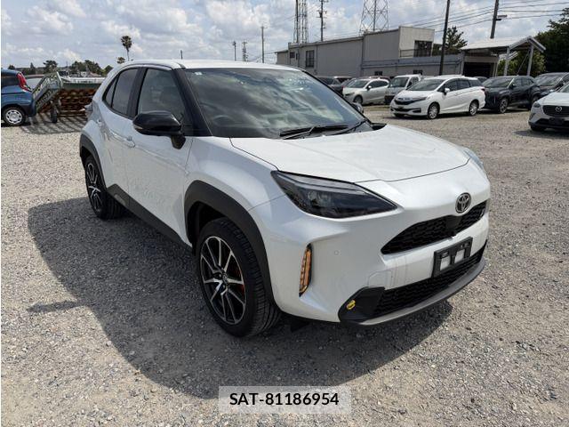 Toyota YARIS CROSS 2023-09 7731156-12