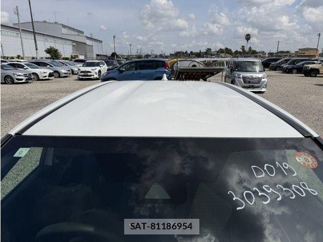 Toyota YARIS CROSS 2023-09 7731156-14