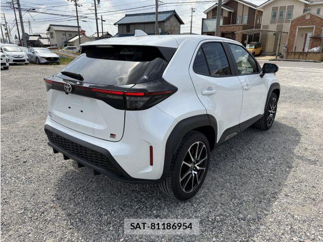 Toyota YARIS CROSS 2023-09 7731156-1