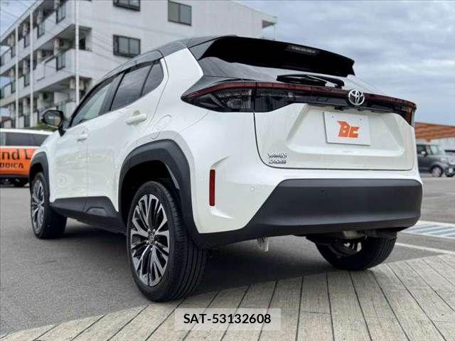 Toyota YARIS CROSS 2021-11 7731159-12