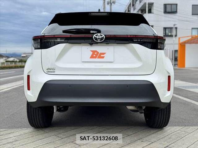 Toyota YARIS CROSS 2021-11 7731159-13