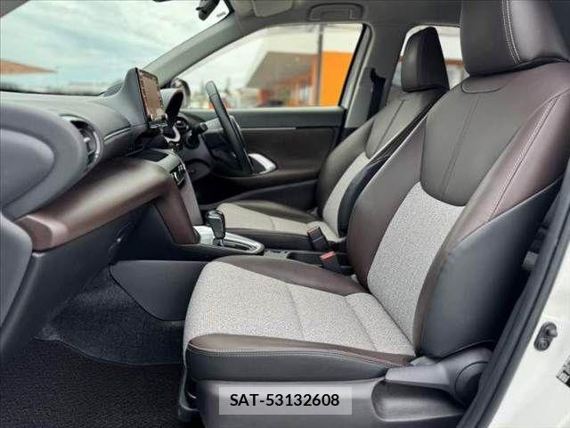 Toyota YARIS CROSS 2021-11 7731159-16