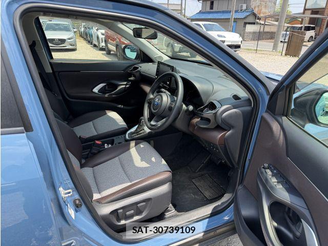 Toyota YARIS CROSS 2021-04 7731157-2
