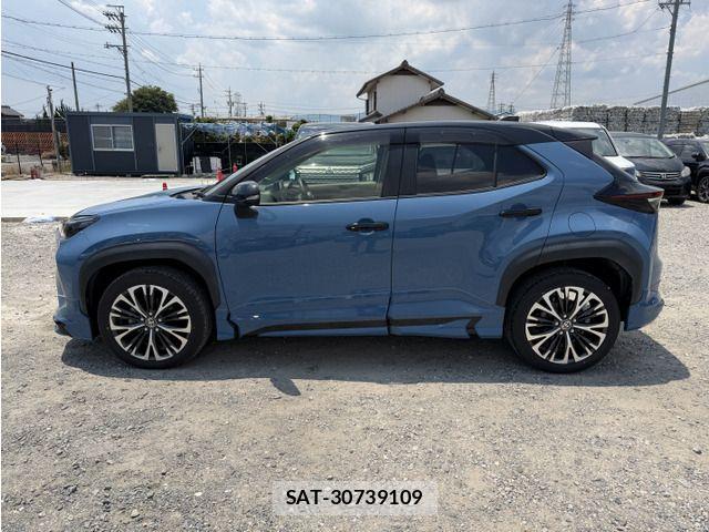 Toyota YARIS CROSS 2021-04 7731157-4