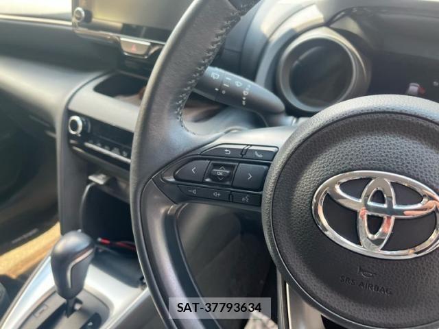 Toyota YARIS CROSS 2020-10 7790811-11