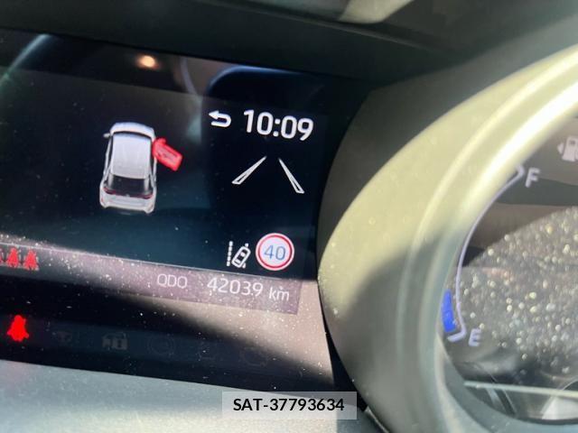 Toyota YARIS CROSS 2020-10 7790811-15