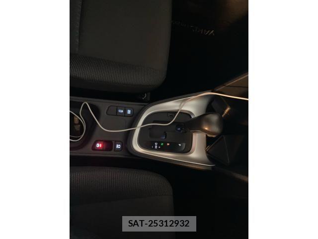 Toyota YARIS CROSS 2020-09 7880776-21