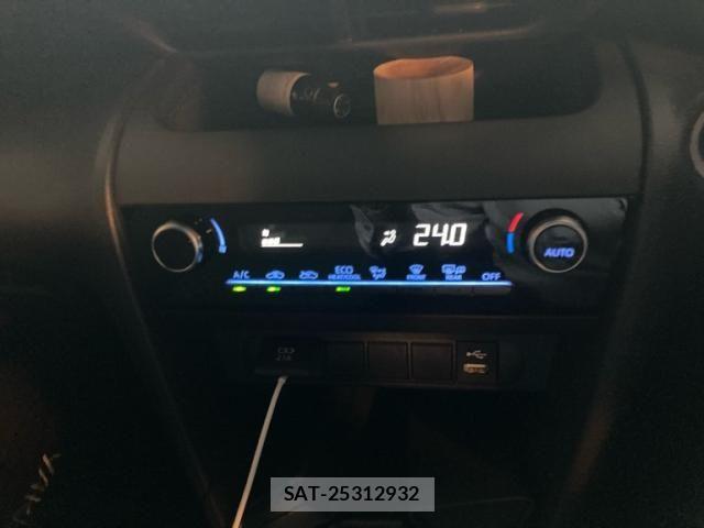 Toyota YARIS CROSS 2020-09 7880776-22