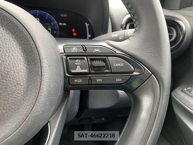 Toyota YARIS CROSS 2024-05 7903693-10