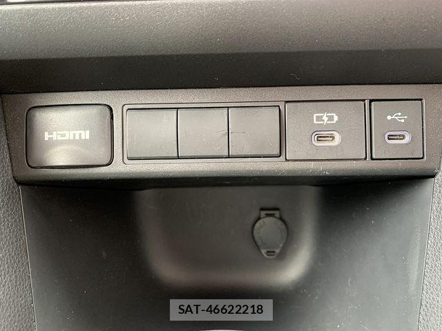 Toyota YARIS CROSS 2024-05 7903693-11