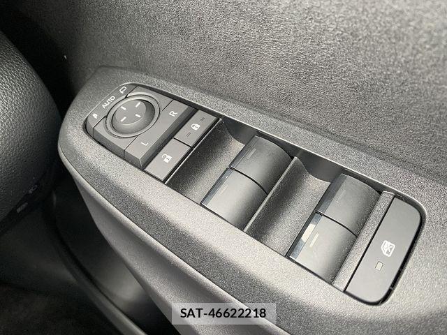 Toyota YARIS CROSS 2024-05 7903693-15