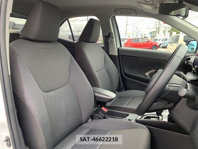 Toyota YARIS CROSS 2024-05 7903693-17