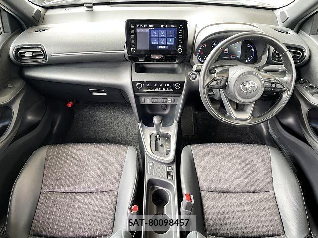 Toyota YARIS CROSS 2022-10 7964538-1