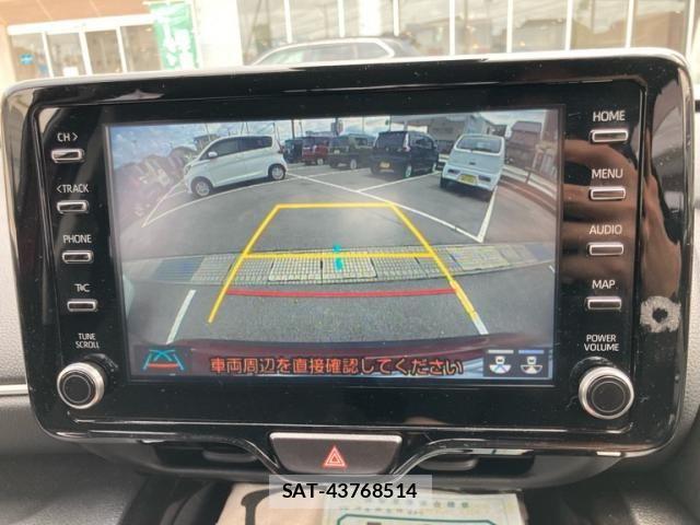 Toyota YARIS CROSS 2021-05 7964541-18