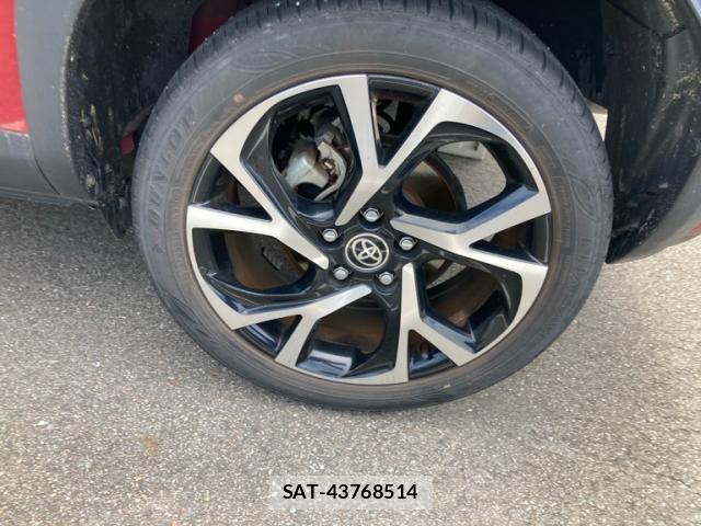 Toyota YARIS CROSS 2021-05 7964541-6