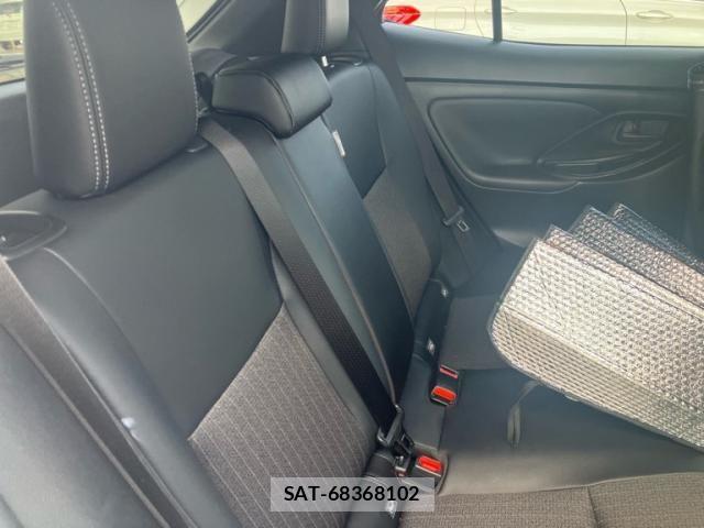 Toyota YARIS CROSS 2023-10 7964539-19