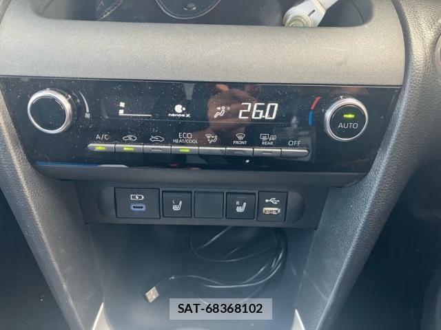 Toyota YARIS CROSS 2023-10 7964539-22