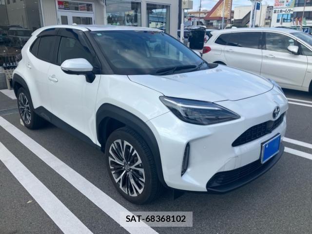 Toyota YARIS CROSS 2023-10 7964539-2