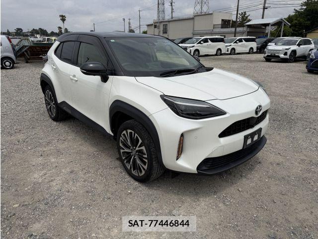 Toyota YARIS CROSS 2021-05 7981686-8