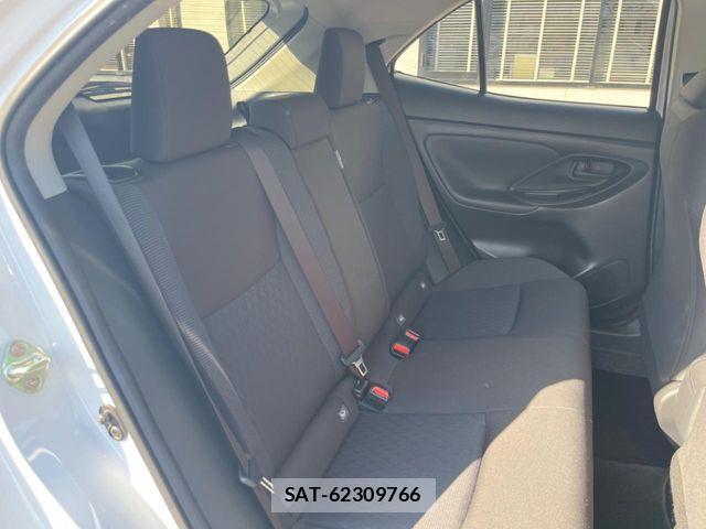 Toyota YARIS CROSS 2024-07 7981691-9