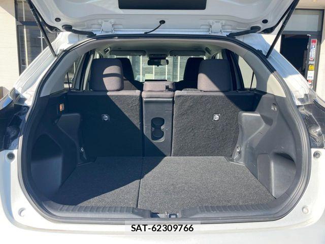 Toyota YARIS CROSS 2024-07 7981691-10