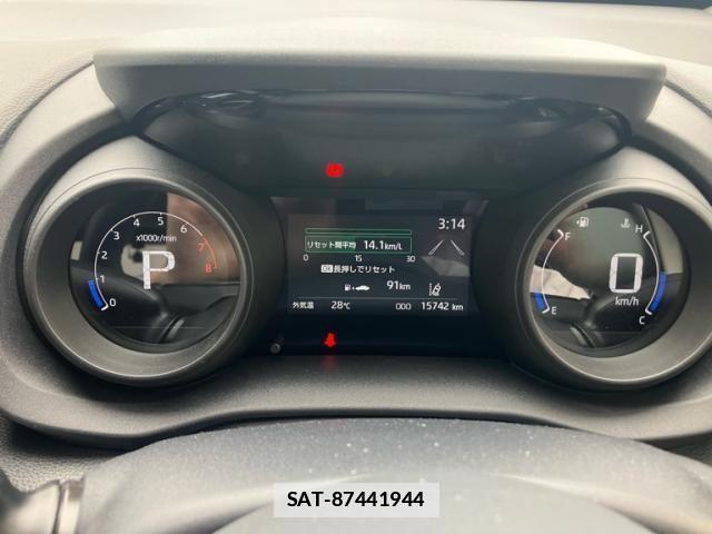 Toyota YARIS CROSS 2021-07 7981690-15