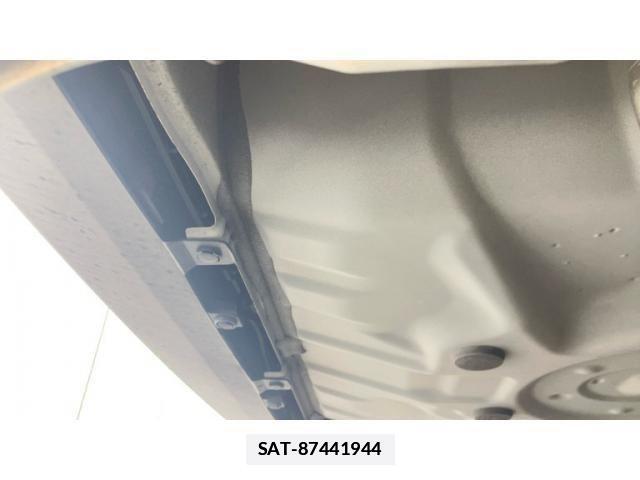 Toyota YARIS CROSS 2021-07 7981690-28