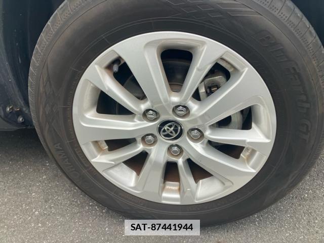 Toyota YARIS CROSS 2021-07 7981690-4