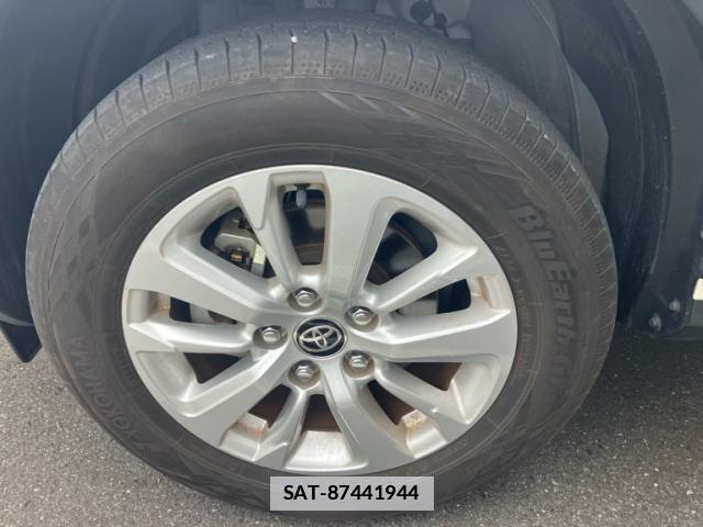 Toyota YARIS CROSS 2021-07 7981690-7