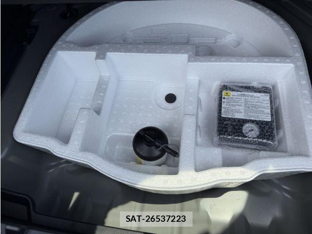 Toyota YARIS CROSS 2023-09 7981685-15