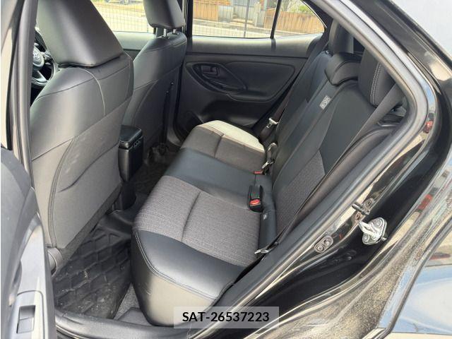 Toyota YARIS CROSS 2023-09 7981685-18