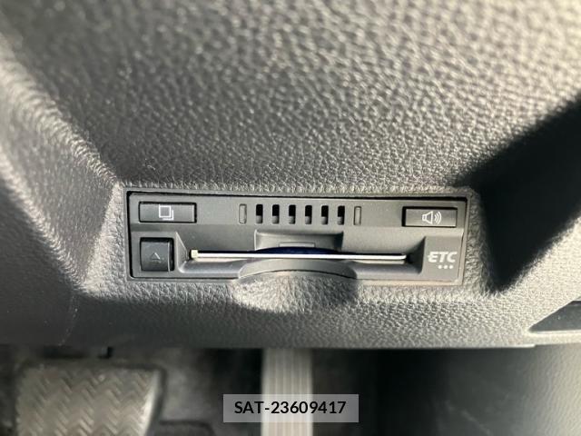 Toyota YARIS CROSS 2024-01 8039443-16