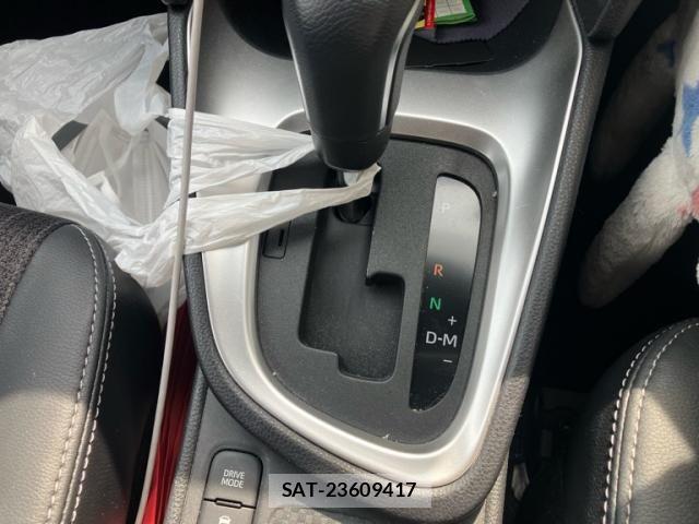 Toyota YARIS CROSS 2024-01 8039443-24