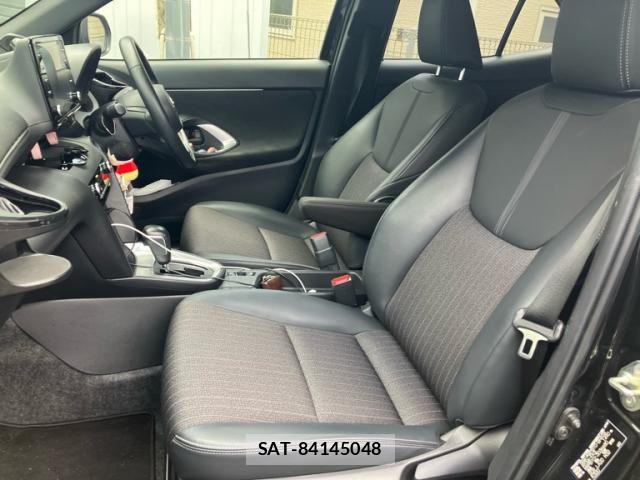 Toyota YARIS CROSS 2023-09 8039442-13